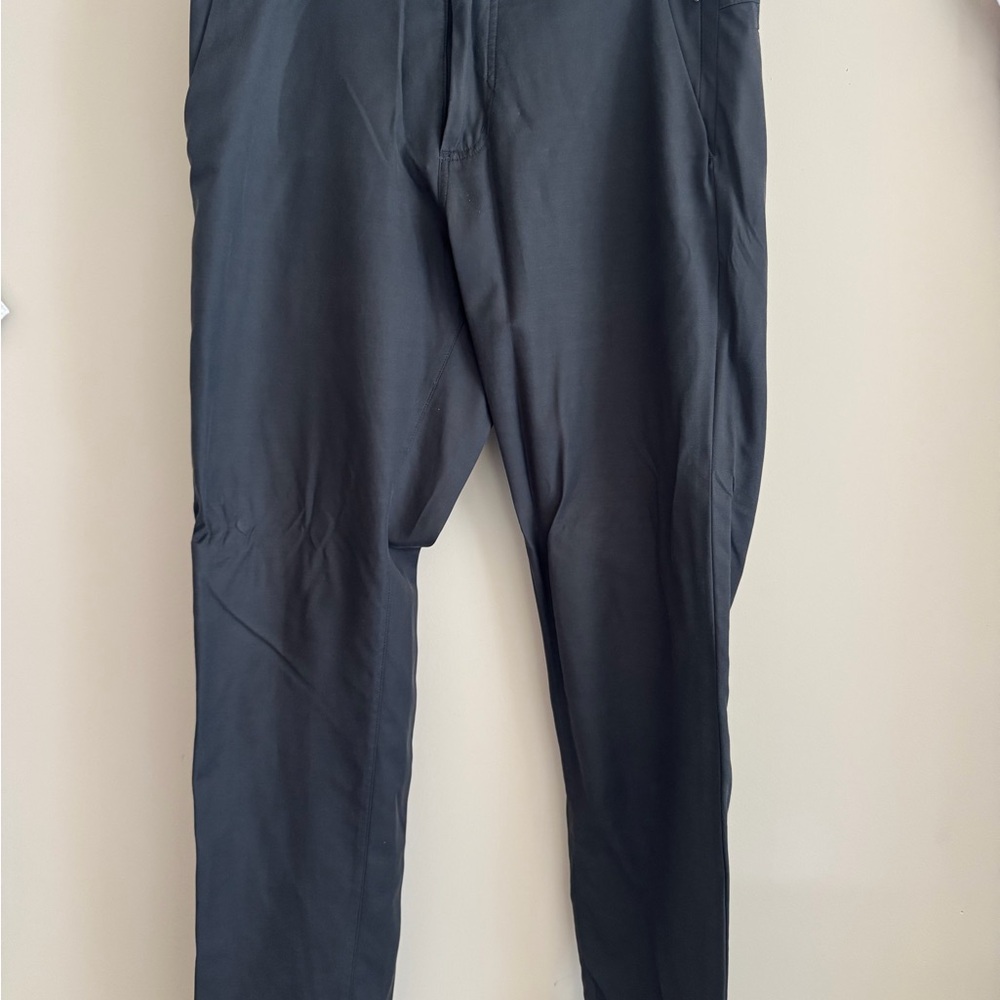 Lululemon Mens Commission Pant, Charcoal, Quickchino 34x32